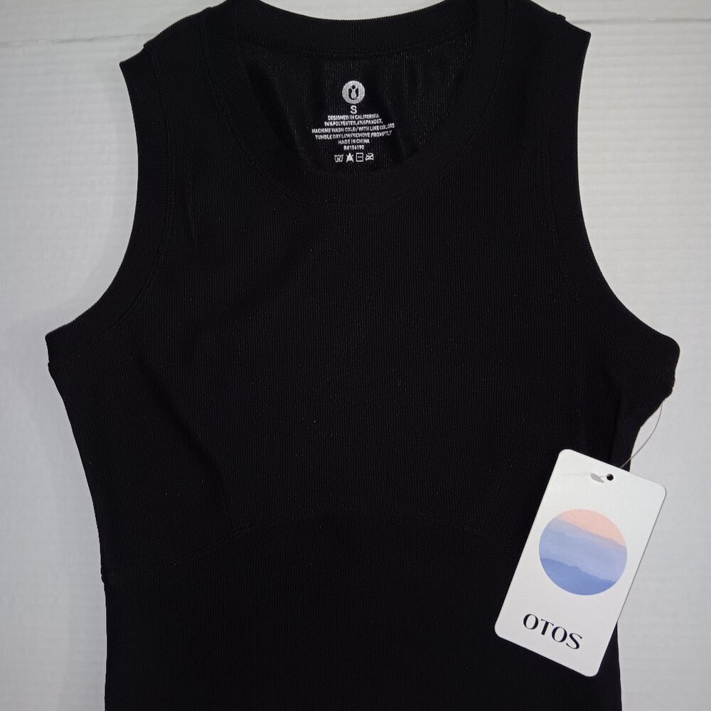 OTOS ACTIVEWEAR TOP